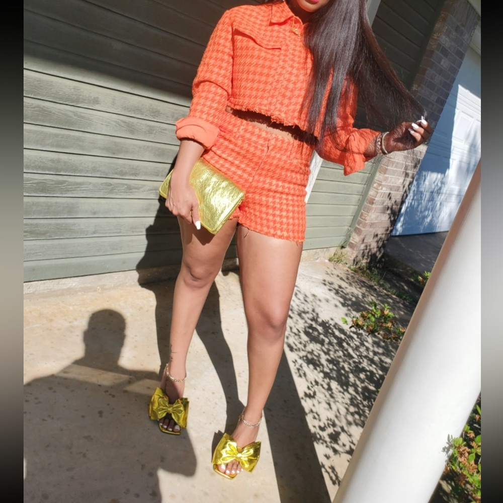 Zara shorts - part of a 2 piece set orange quilted